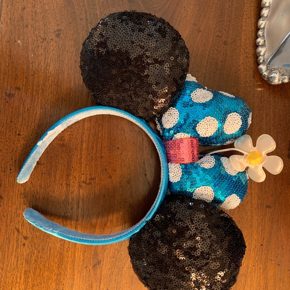 Disney parks Minnie ears